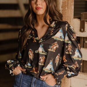 Women's Wild Frontier Top